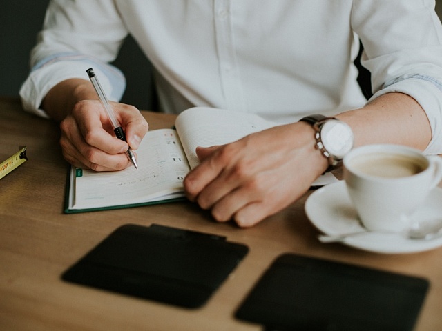 Календарь предпринимателя на апрель 2026: ключевые даты по уплате налогов и предоставлению отчетности